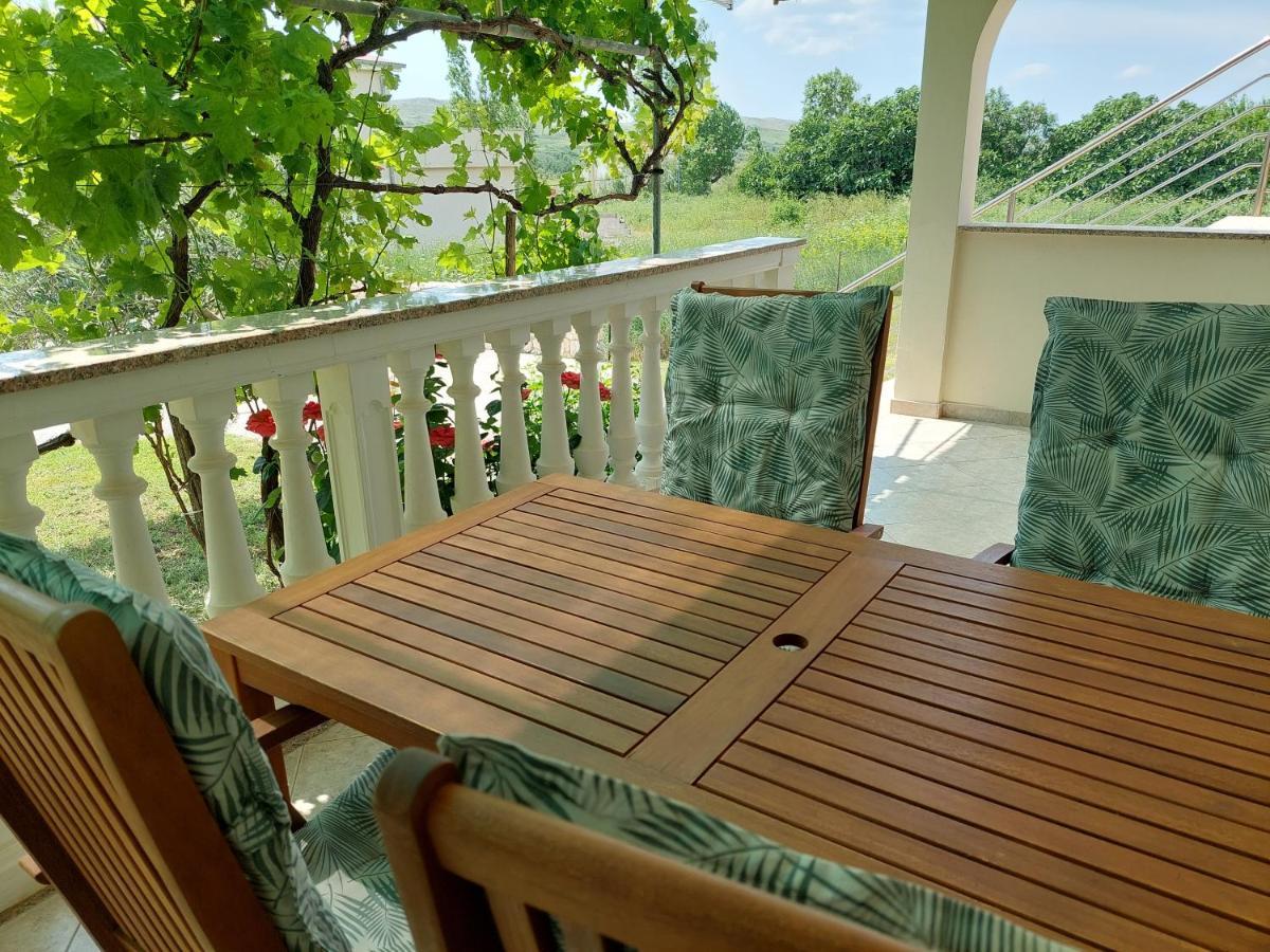 Apartments Влашичи Экстерьер фото